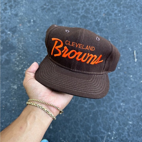 Vintage Cleveland Browns Script Snapback Hat, Sports...